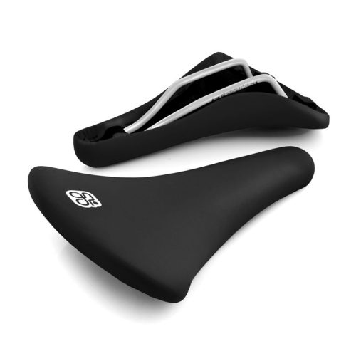 Csepel Puhos nyereg fekete